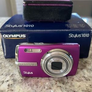 Rare Purple Olympus Stylus 1010 Digital Camera